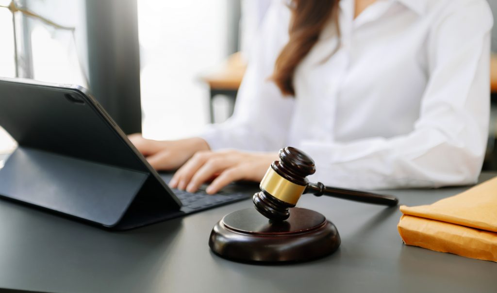 Internet Lawyer in Pune – Your Partner in Navigating Digital Legalities